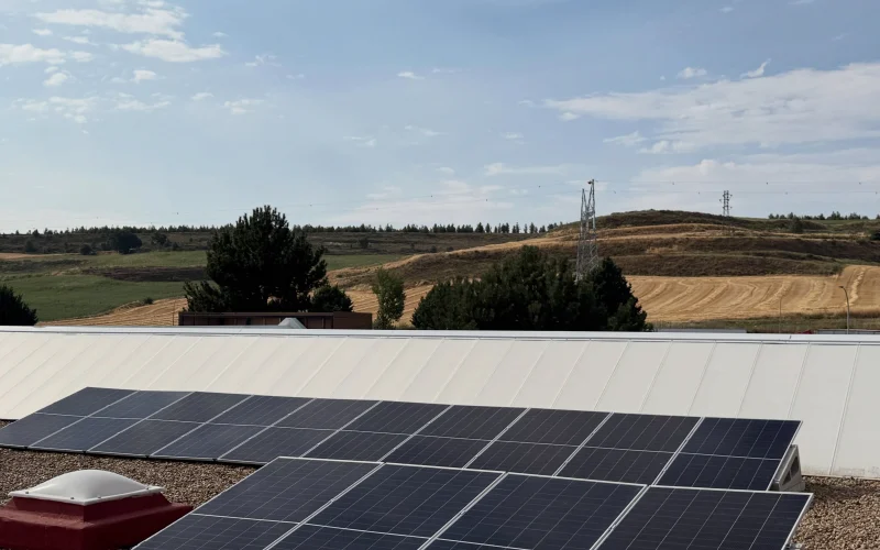 Instalación fotovoltaica en local comercial de Burgos