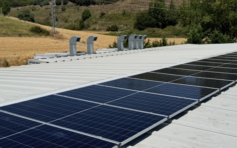 Instalación fotovoltaica en local comercial de Burgos